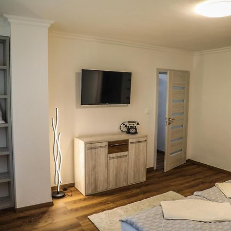 Apartment Irma Карлові Вари Екстер'єр фото