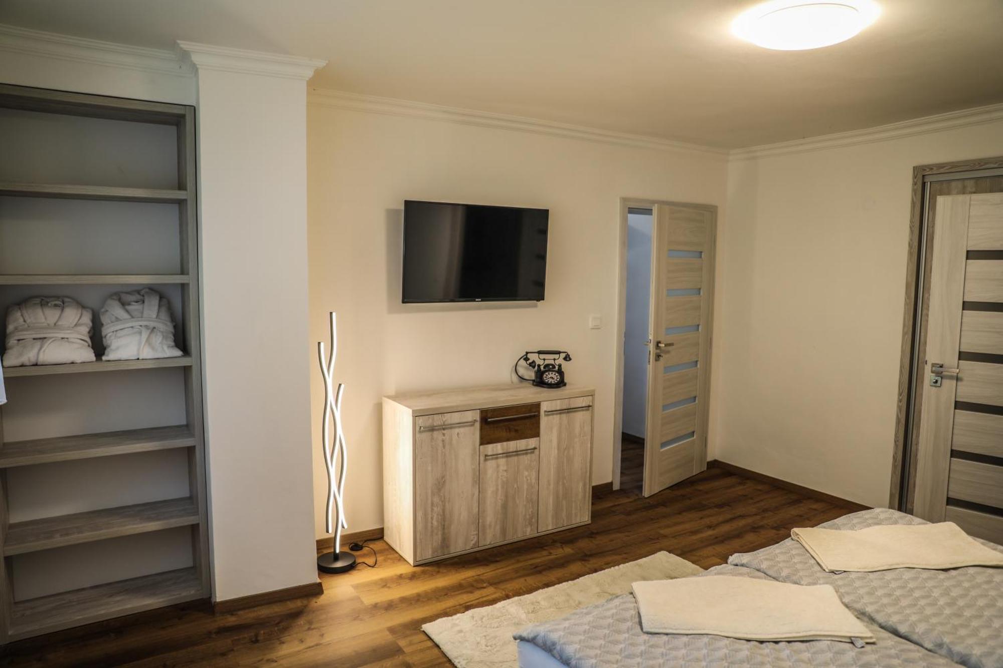 Apartment Irma Карлові Вари Екстер'єр фото